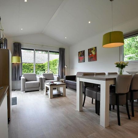 Spacious Chalet In Wolfheze With Garden Dış mekan fotoğraf